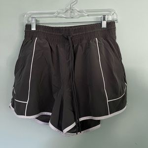 Abercrombie YPB motionTEK High Rise Lined Workout Short